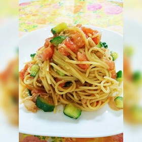 簡単★ツナトマト冷製パスタ〜味噌ニンニク