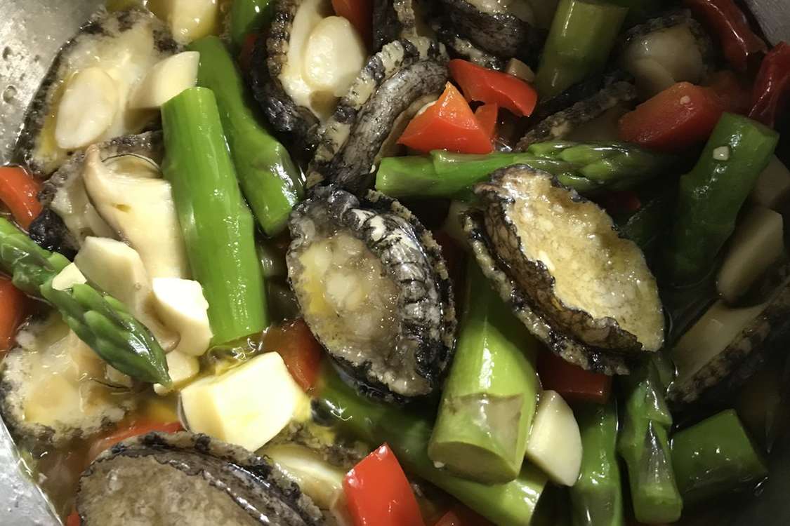 あわびと野菜のアヒージョ レシピ 作り方 By かえるくん ほーむ クックパッド 簡単おいしいみんなのレシピが378万品