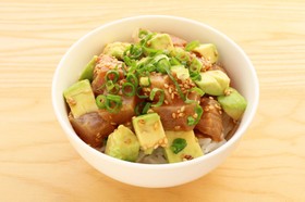 ハワイご飯*ぽん酢で簡単ポキ丼