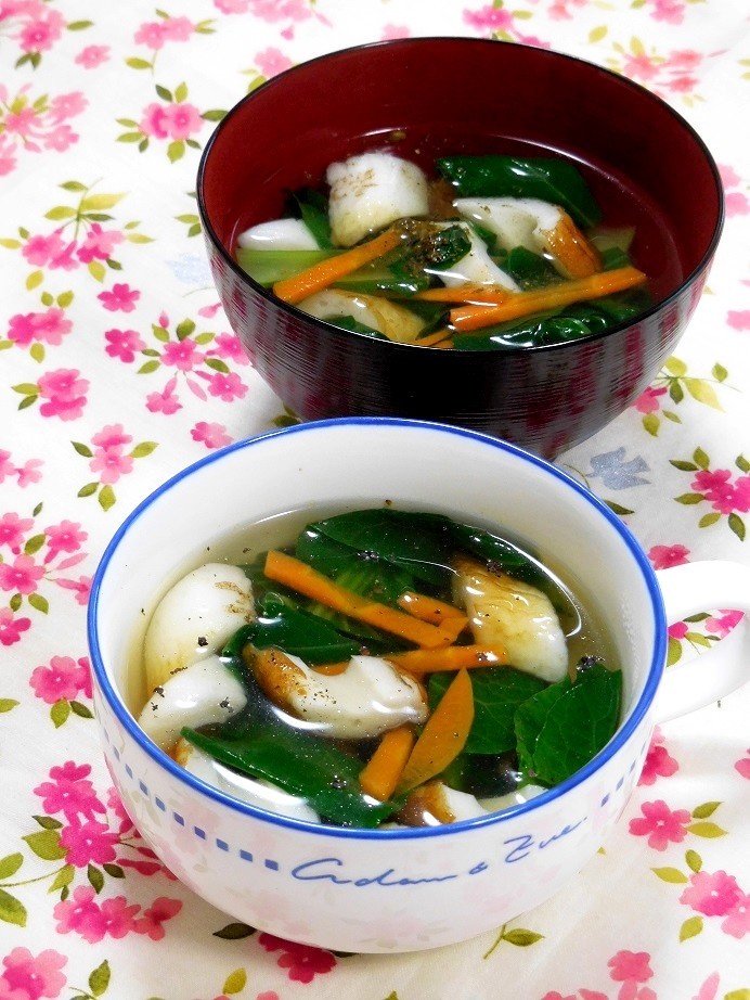 簡単★小松菜とちくわのスープ(吸い物)✿の画像