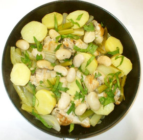 白いんげん豆と鶏の煮込み♪胃腸の弱い方に
