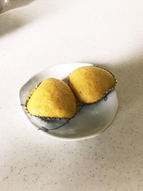 小麦粉で手軽に☆人参蒸しパン