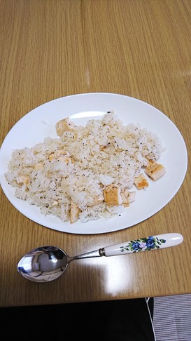 レモンバジル風味のチキンガーリックライス