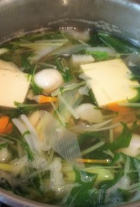 簡単ヘルシー・野菜と豆腐の旨味スープ