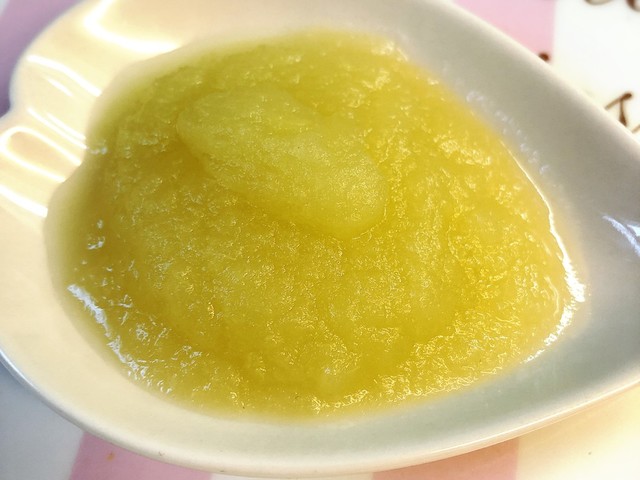 離乳食初期 煮りんごのペースト レシピ 作り方 By あちゃそ クックパッド 簡単おいしいみんなのレシピが366万品