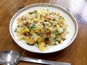 ラードを使った本格炒飯