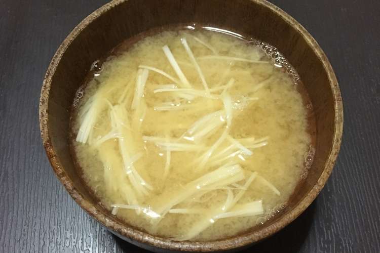 サラダ感覚で 白い野菜 食材 の味噌汁 レシピ 作り方 By B C M クックパッド 簡単おいしいみんなのレシピが359万品
