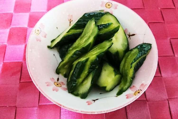 おふくろの味 からしきゅうり 漬物 レシピ 作り方 By 美枝ママ クックパッド 簡単おいしいみんなのレシピが361万品