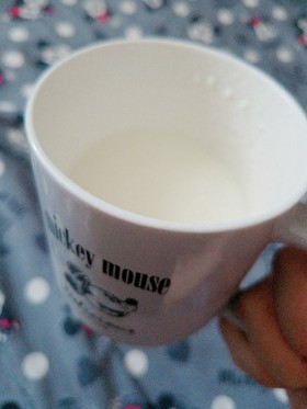 簡単おいしい飲むヨーグルト〜ラッシー風〜