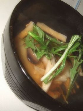 中華スープの素で力モリモリきのこスープ