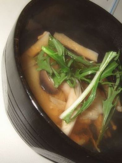 中華スープの素で力モリモリきのこスープの写真