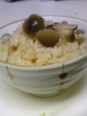 しめじだけ~^^;おまかせ♡しめじごはん