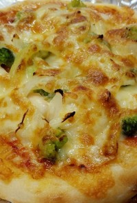 【自家製生地】海老とブロッコリーのピザ