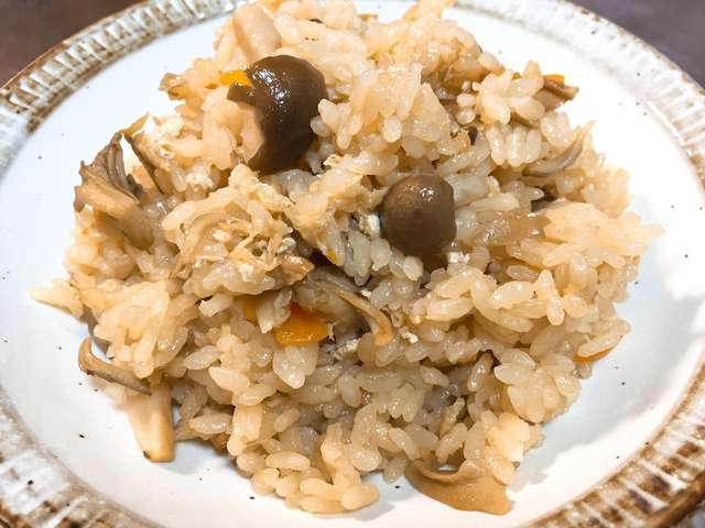 分量簡単 美味しい きのこの炊き込みご飯 レシピ 作り方 By Foodmarico クックパッド