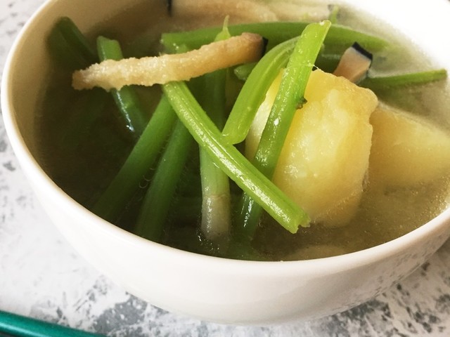 山菜みずの味噌汁 もぎりみず汁 レシピ 作り方 By Ecopeco クックパッド 簡単おいしいみんなのレシピが361万品