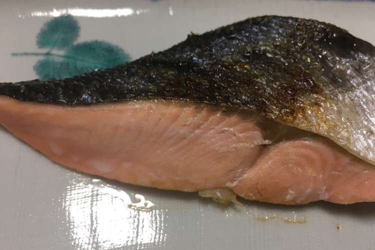 お弁当用 しゃけの切り身のフライパン焼き レシピ 作り方 By Tomaton クックパッド 簡単おいしいみんなのレシピが353万品