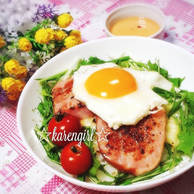 カフェ風 チーズベーコンエッグ丼 レシピ 作り方 By カレンガール クックパッド 簡単おいしいみんなのレシピが360万品