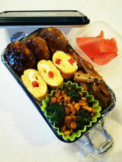 お弁当(5/26)甘酢あんかけハンバーグの写真