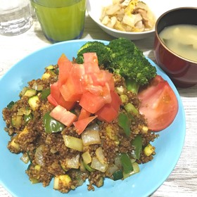 白米なし!ベジキヌア カレーチャーハン