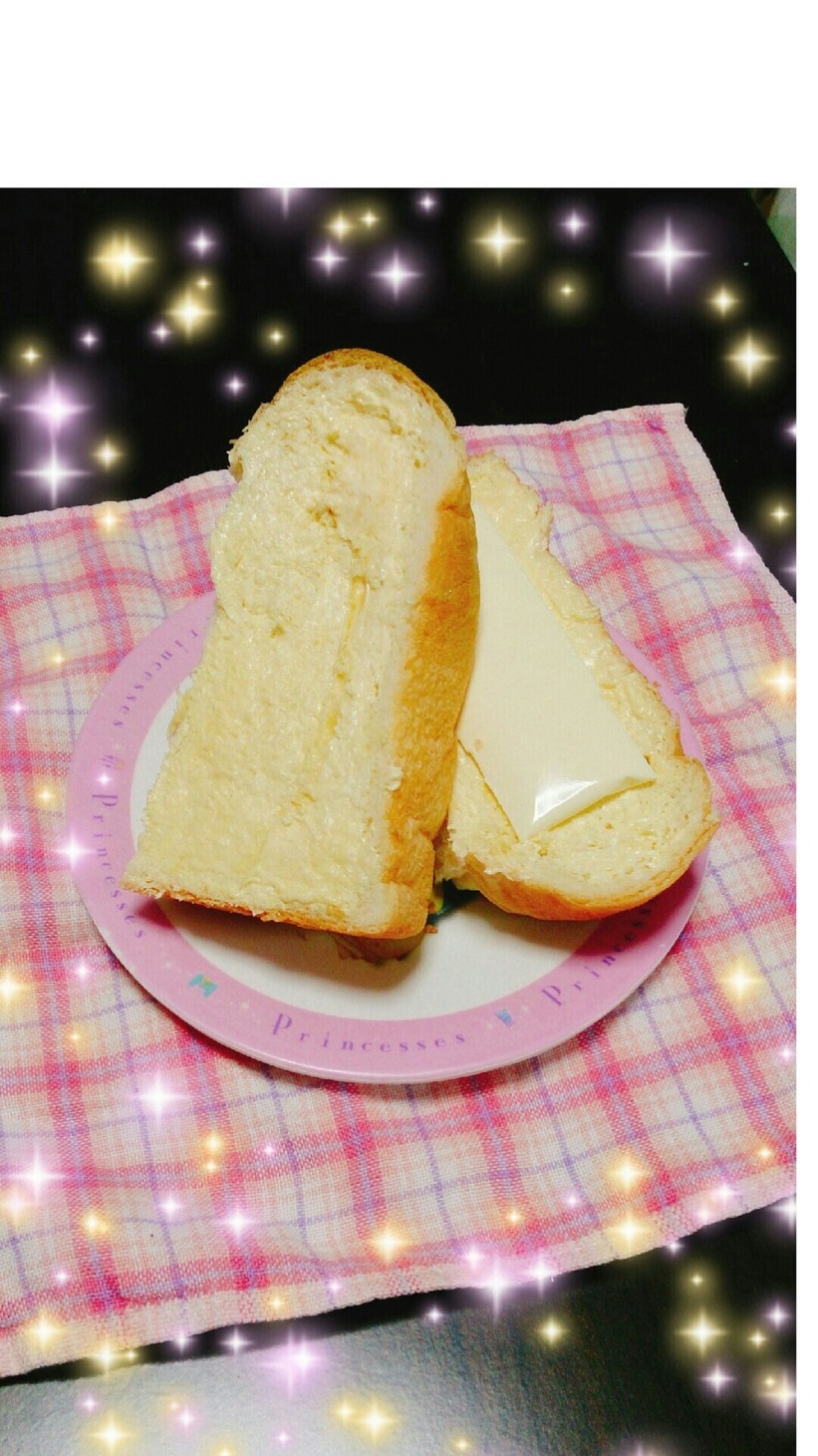 焼かない食パンにからしマーガリンの画像