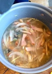 【山ごはん】色とりどりのお豆スープ