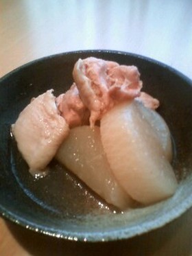 簡単すぎっ!とり肉と大根のプルプル煮込み