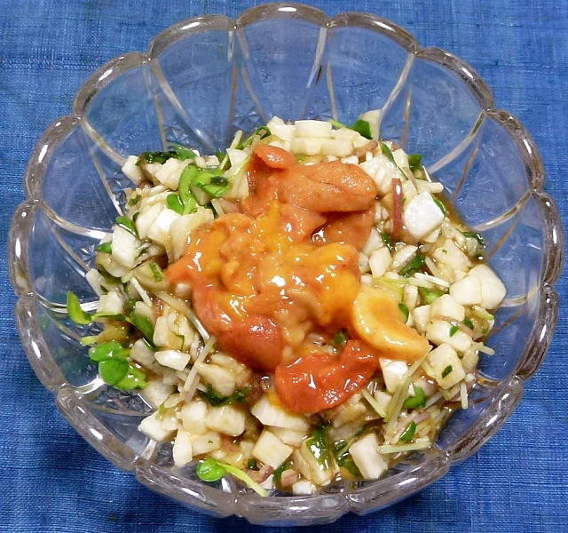 生ウニと長芋、香味野菜のめんつゆ和えの画像