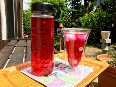 夏バテ防止赤紫蘇ジュースの写真