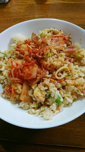 簡単 ピリ辛キムチチャーハン