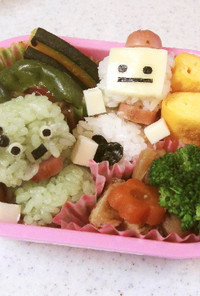 幼稚園　お弁当　ロボット（おにぎり）