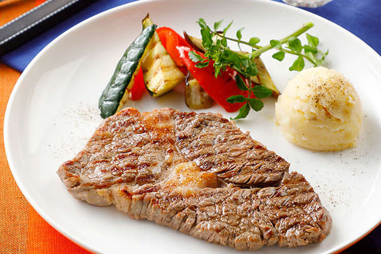 スペイン風ステーキ アリオリポテト添え レシピ 作り方 By イオンワールドフェア クックパッド 簡単おいしいみんなのレシピが358万品