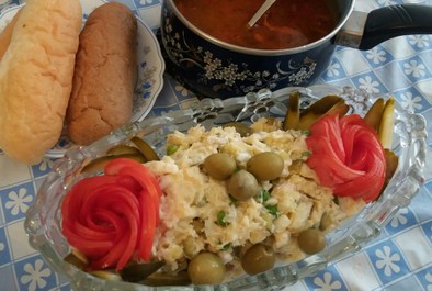 イラン料理 サラダオリビエ☆ポテトサラダの写真
