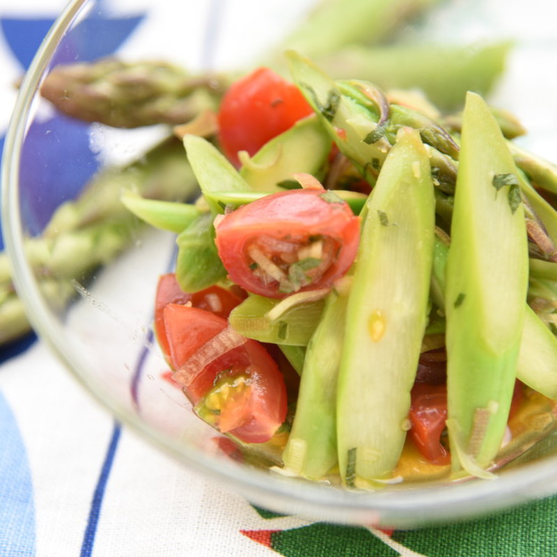 ネギとアスパラガスのサラダのレシピ