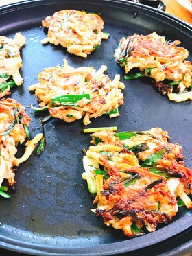 ホットプレートで☆高槻名物うどん餃子