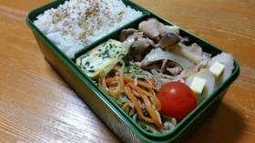 お弁当に豚こま切れ肉のポン酢炒め