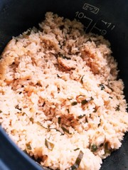 ベビーホタテの炊き込みご飯の写真