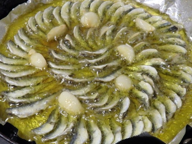 小魚大量消費はアヒージョで 超簡単 レシピ 作り方 By Cherissa クックパッド 簡単おいしいみんなのレシピが375万品