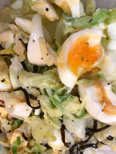 デリ風 キャベツとゆで卵のサラダの写真