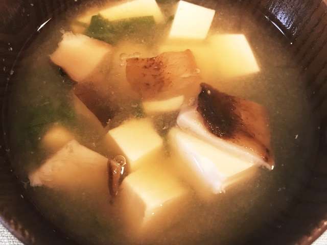 椎茸と豆腐とニラの味噌汁 By Iaママ クックパッド 簡単おいしいみんなのレシピが324万品