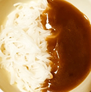 母親の介護食にハヤシライスソースにゅう麺の画像