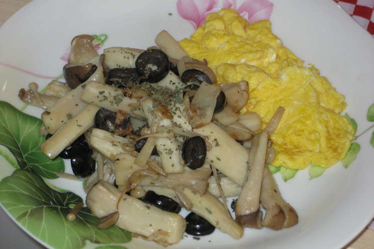 キノコのペペロンチーノ ブラックオリーブ レシピ 作り方 By Ryonuts クックパッド