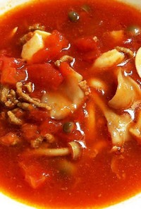 キノコとひき肉のトマトスープ