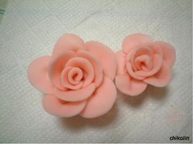 簡単!練りきり生地でバラの花♪