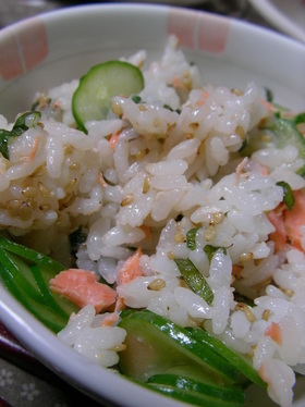 【男の料理】鮭とチーズのちらし寿司