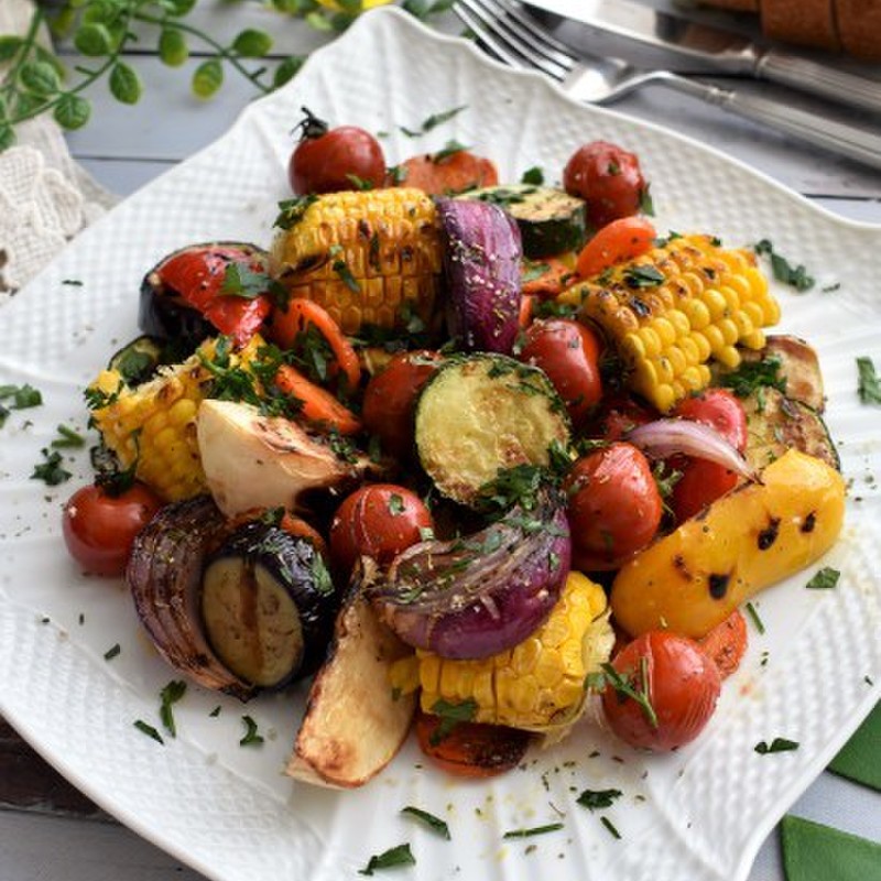 グリルチキンとキヌアのサラダのレシピ