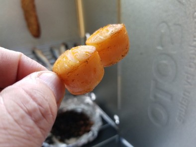 ベビーホタテの熱燻製の写真