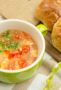 トマトと卵のサンラータン風スープ