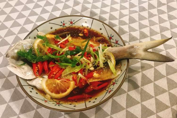タイ風 簡単のレモン魚 レシピ 作り方 By Mega クックパッド 簡単おいしいみんなのレシピが353万品