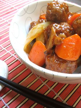 豆腐入り肉団子と野菜の甘酢あんかけ