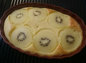 糖質控えめ☆さっぱりキウイのクラフティ